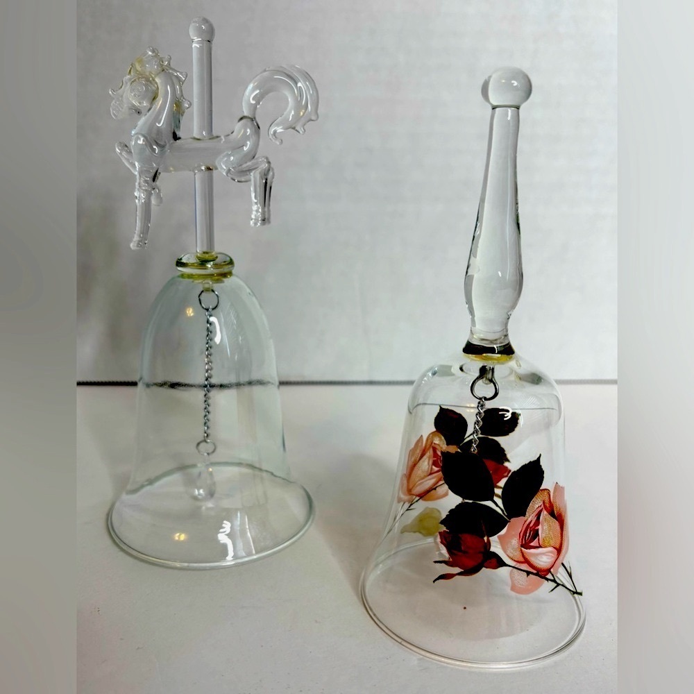 BELLS GLASS HORSE & FLORAL GLASS VINTAGE (2)